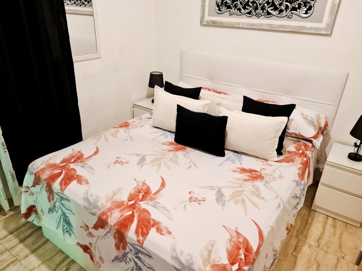 Ggg Hotell Alcalá de Henares Eksteriør bilde